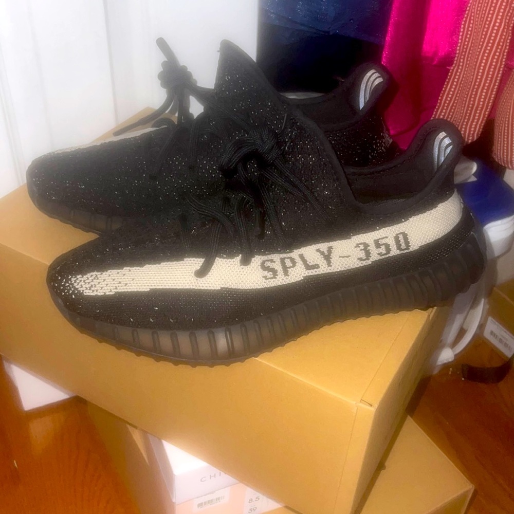 Adidas Oreo  Yeezy boost  size 8.5 womens